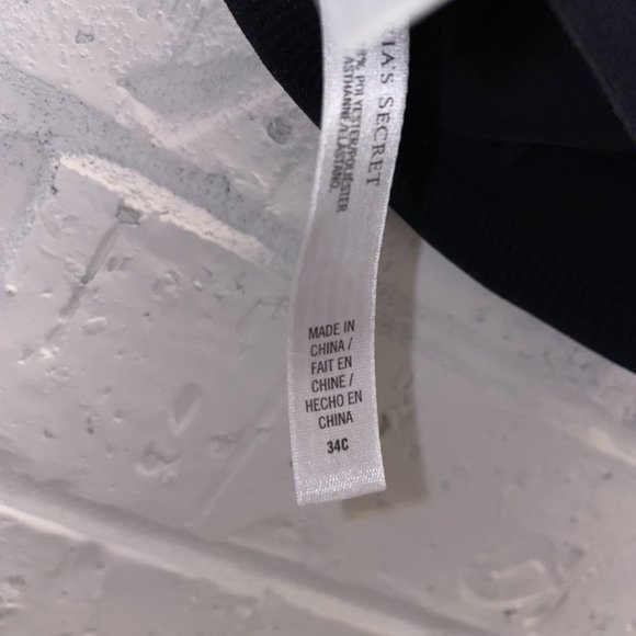 Victoria Secret Sports Bra vsx 34C - Picture 4 of 4